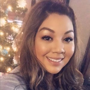 Meet your Posher, Janet